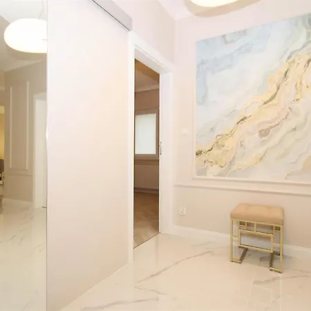 Zamiejska Luxury Apartament * Σλούπσκ