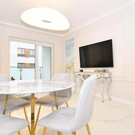 Διαμέρισμα Zamiejska Luxury Apartament