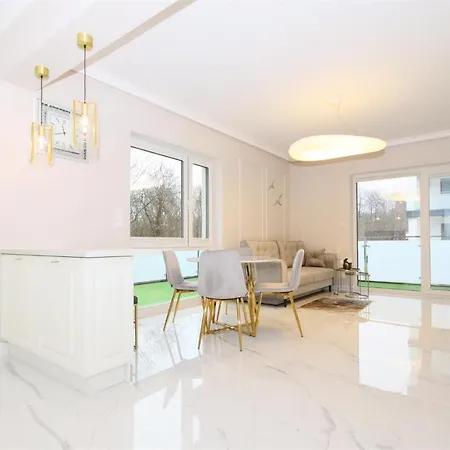 Διαμέρισμα Zamiejska Luxury Apartament